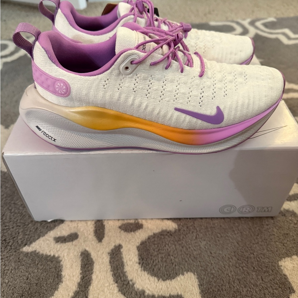 BRAND NEW Nike Women's White and Purple Sneakers with Orange Accents